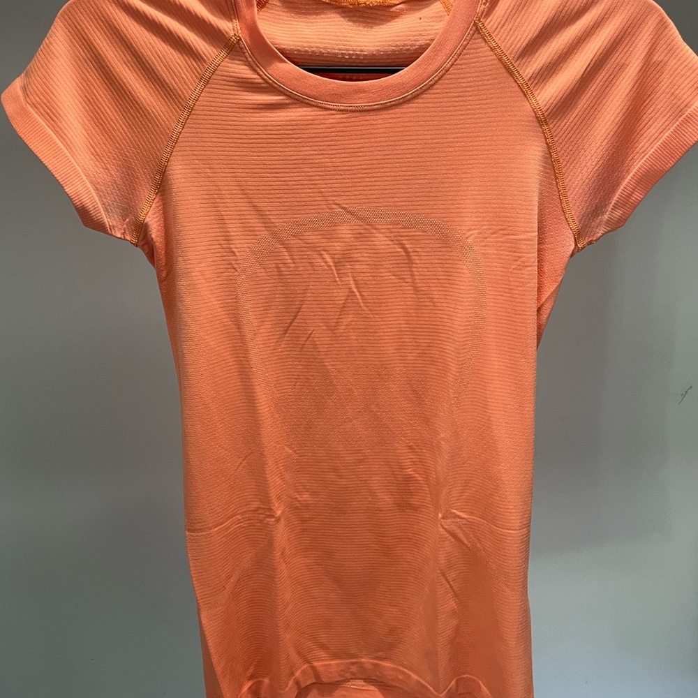 Lululemon Orange Swiftly Tech, Size 4, Never Worn - image 1